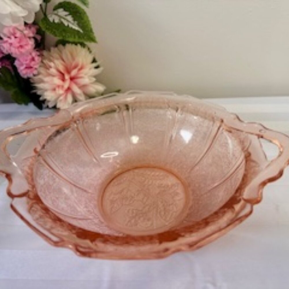 Jeannette Glass Cherry‎ Blossom Depression Glass Bowl Pink Two-Handled Serving